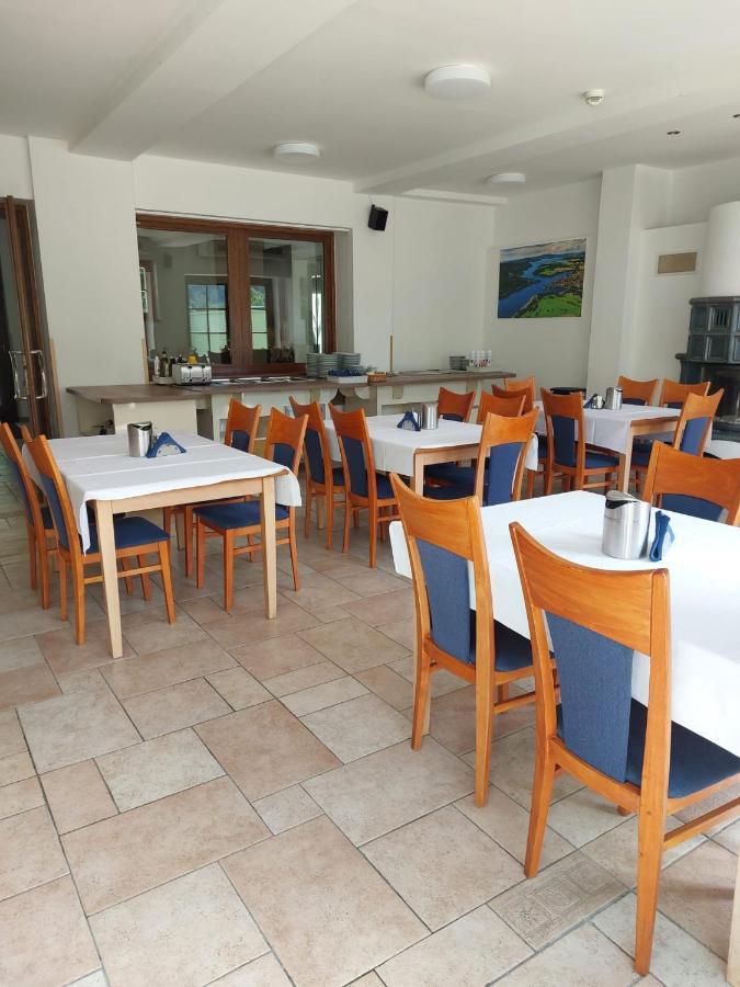 Hotel Vltava Frymburk Eksteriør billede